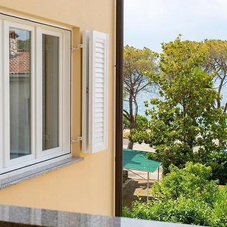 Apartmani Dal Malinska Exterior photo
