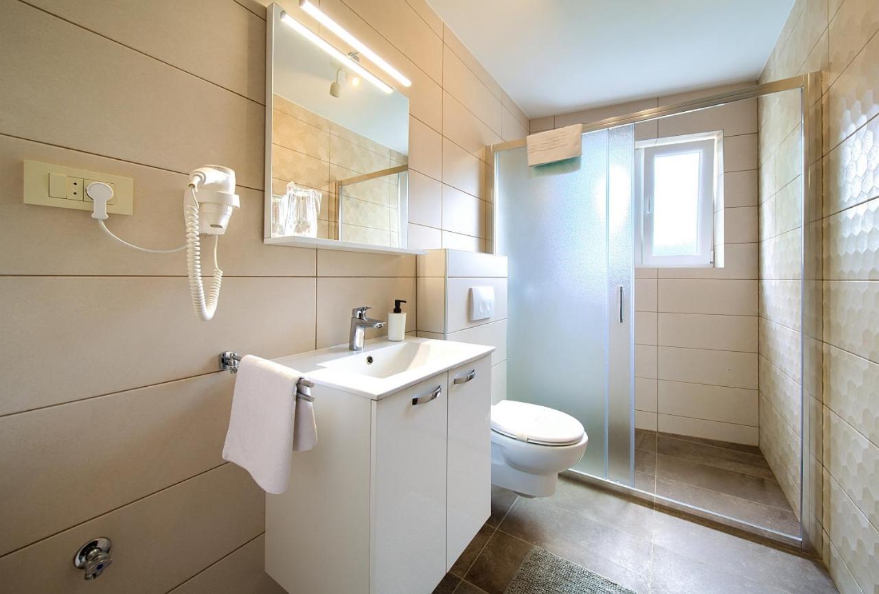 Apartment Dal Malinska
