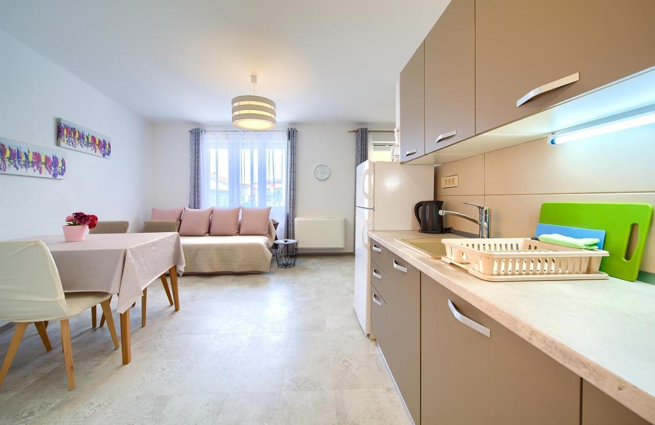 Dal Apartment *