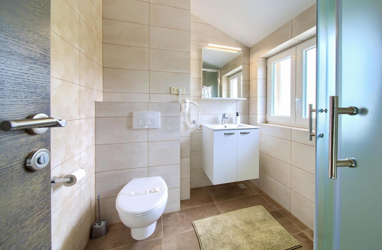 Dal Apartment *